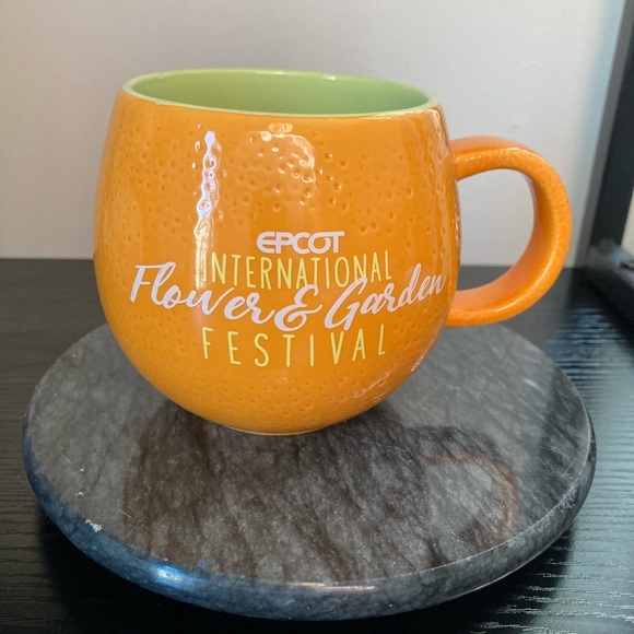 Collectible mug - Picture 2 of 4